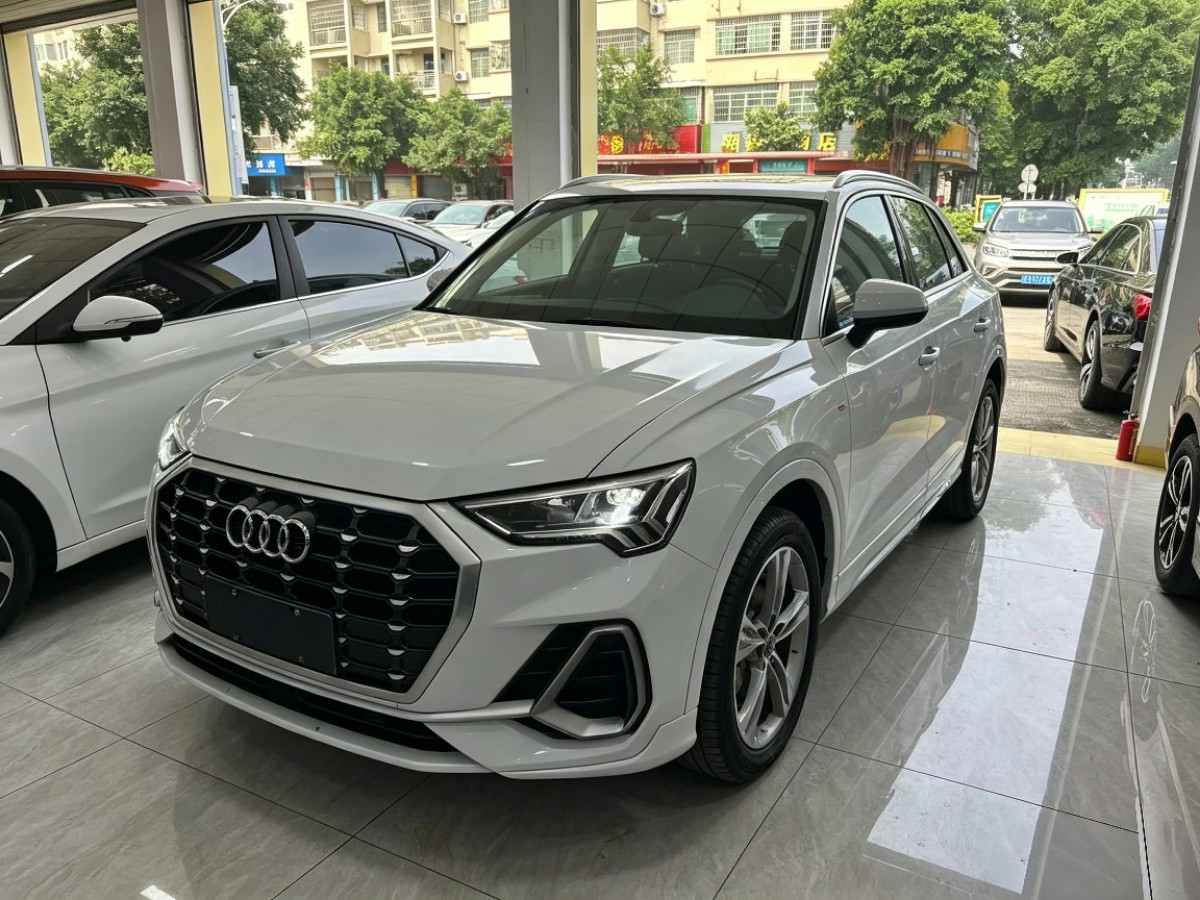 Audi Q3 2023 Audi Q3 2023 car image