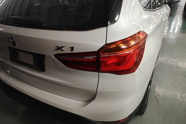BMW X1 2017 #8 BMW X1 2017 car image #8