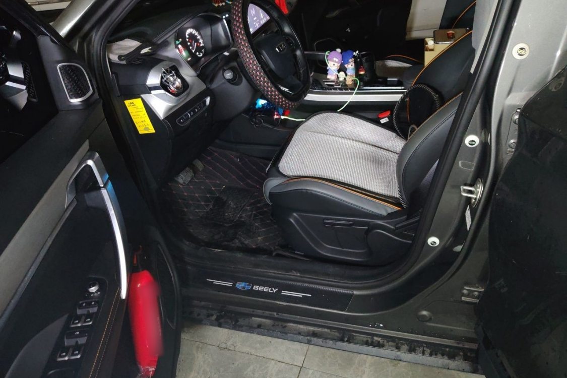 GEELY Coolray 2023 #25 GEELY Coolray 2023 car image #25