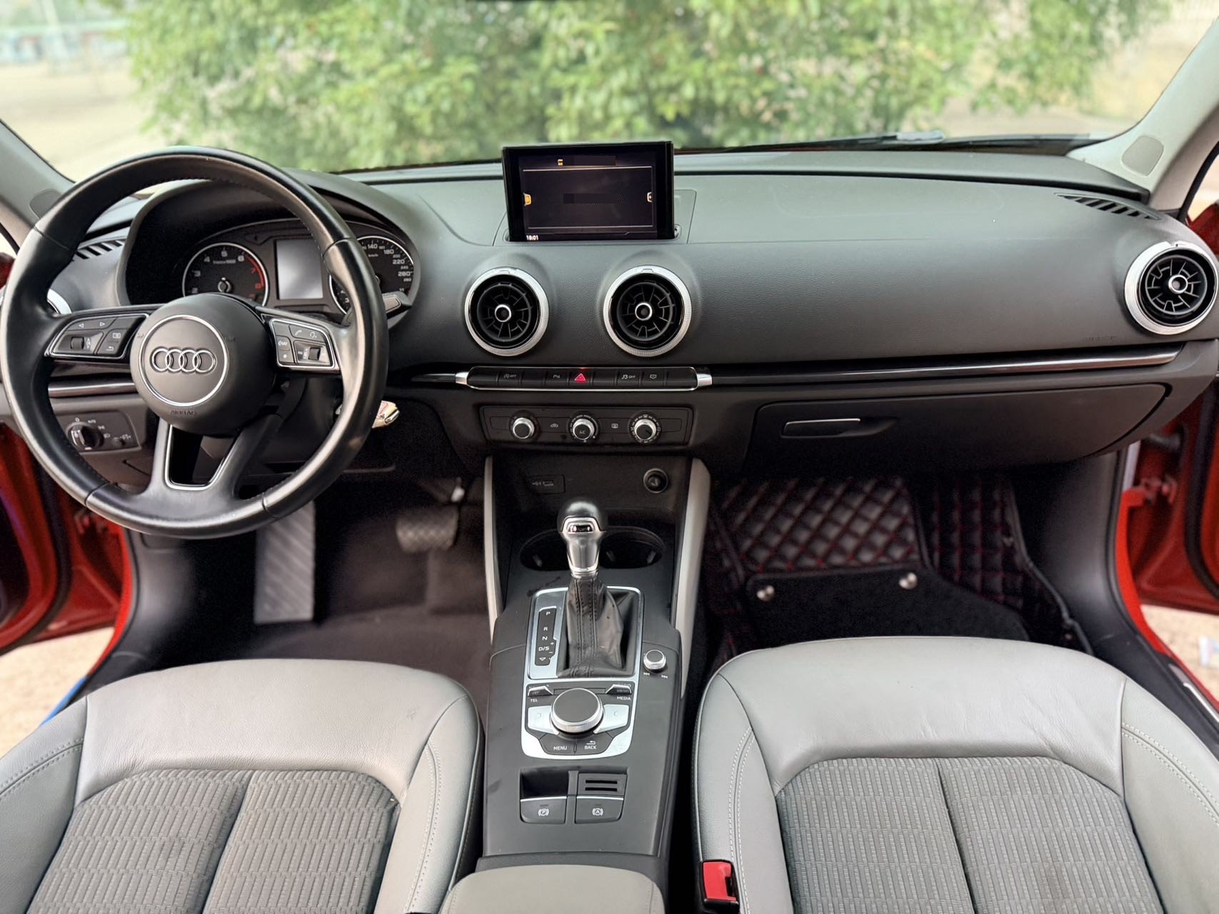 Audi A3 2019 car image #7