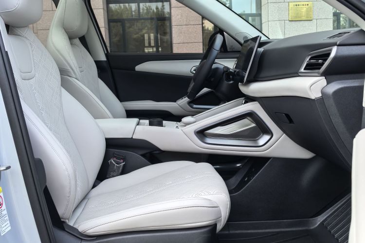 BYD YuanUP 2024 immagine di auto #16