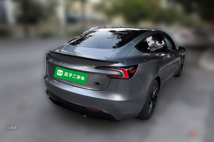 Tesla Model 3 2024 car image #7
