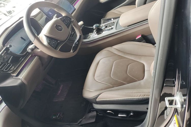 BYD Han 2022 car image #15