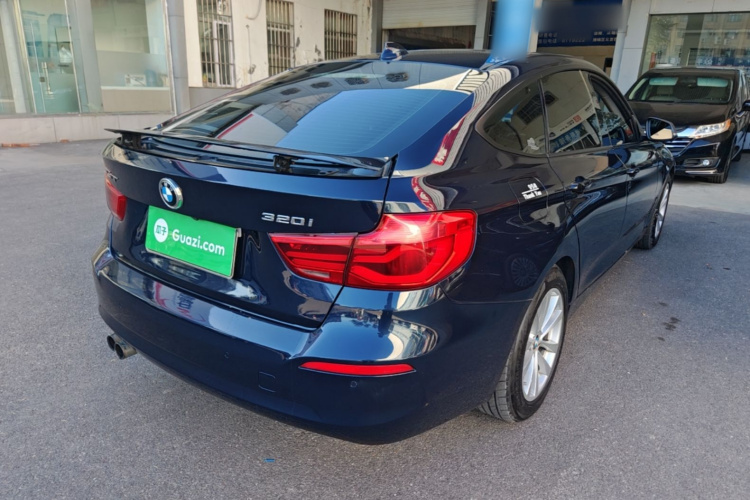 BMW 3 Series GT 2017 car image #7