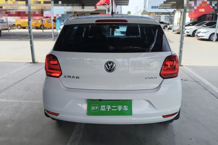 Volkswagen Polo 2017 car image #6