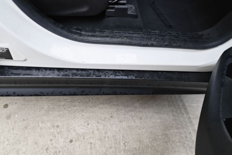 BYD Yuan New Energy 2019 immagine di auto #26