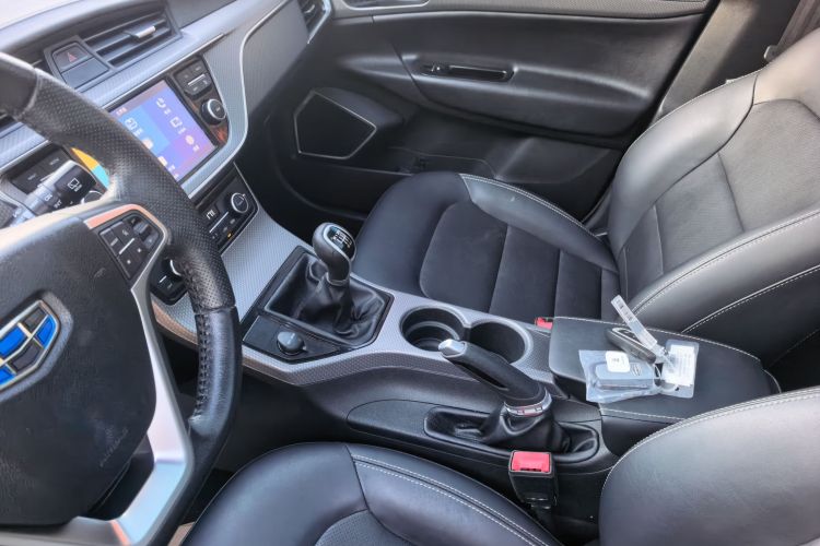 GEELY Emgrand GS 2018 car image #21