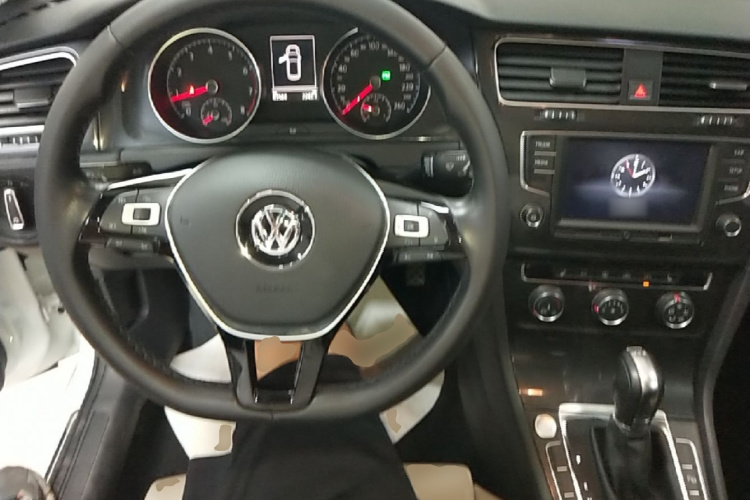 Volkswagen Golf 2017 #10 Volkswagen Golf 2017 car image #10