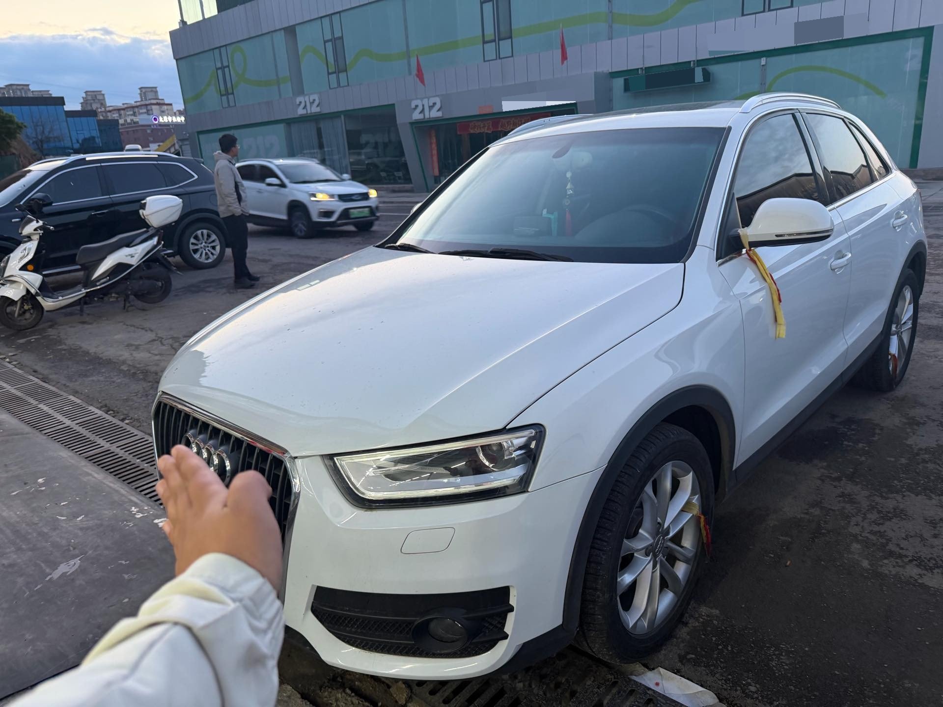 Audi Q3 2014 Audi Q3 2014 immagine di auto