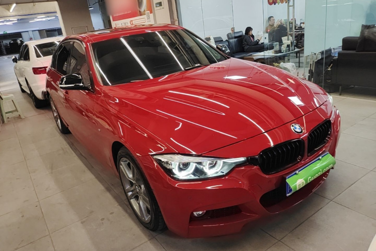 BMW 3 Series 2018 #4 BMW 3 Series 2018 car image #4