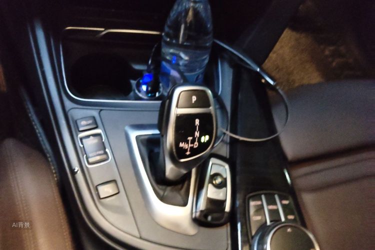 BMW 3 Series 2018 #16 BMW 3 Series 2018 car image #16