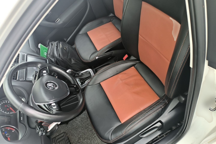 Volkswagen Polo 2017 car image #19
