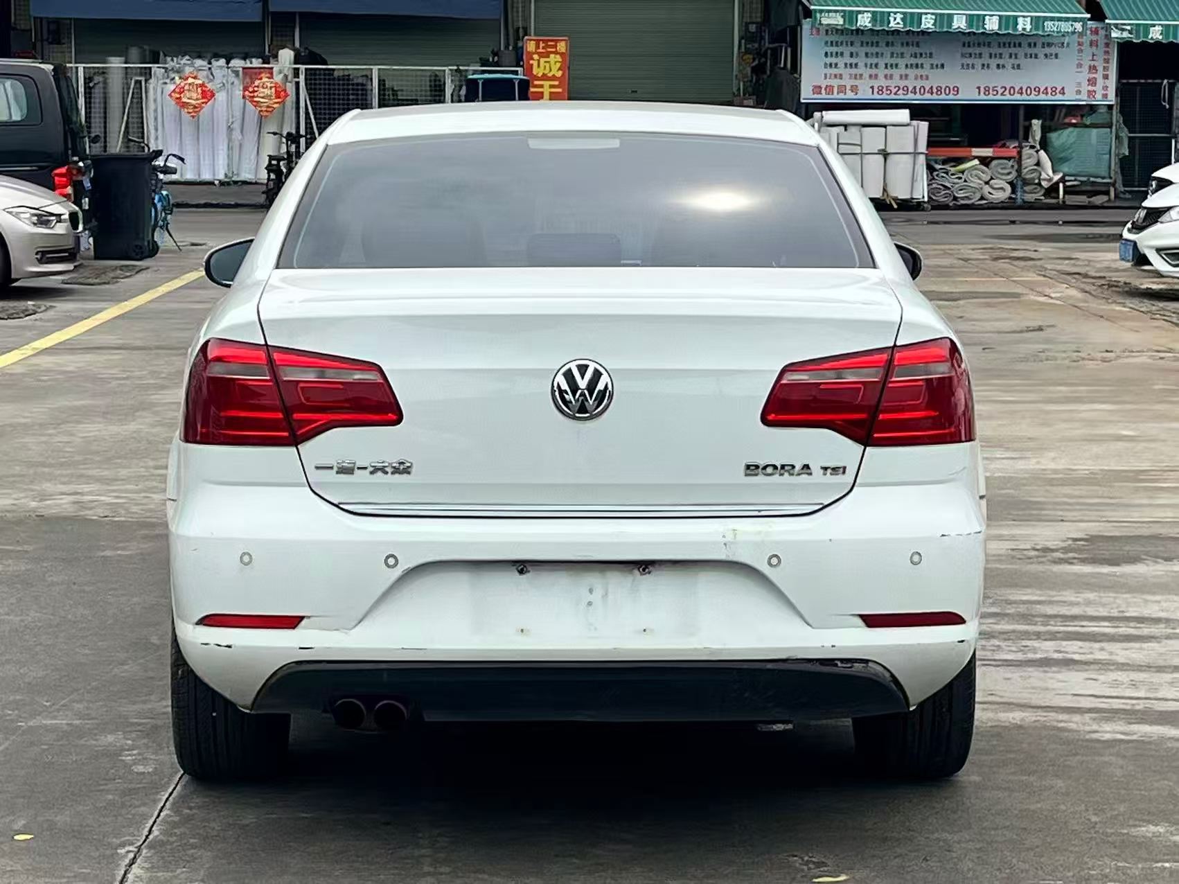 Volkswagen Bora 2013 car image #9