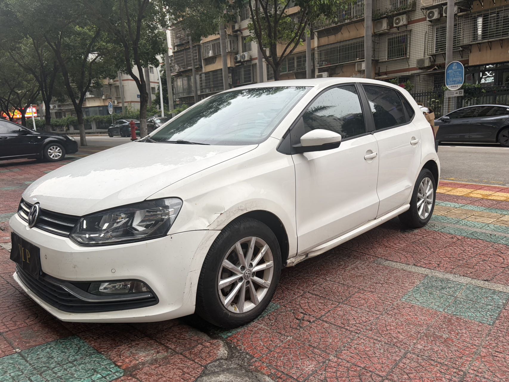 Volkswagen Polo 2016 Volkswagen Polo 2016 car image
