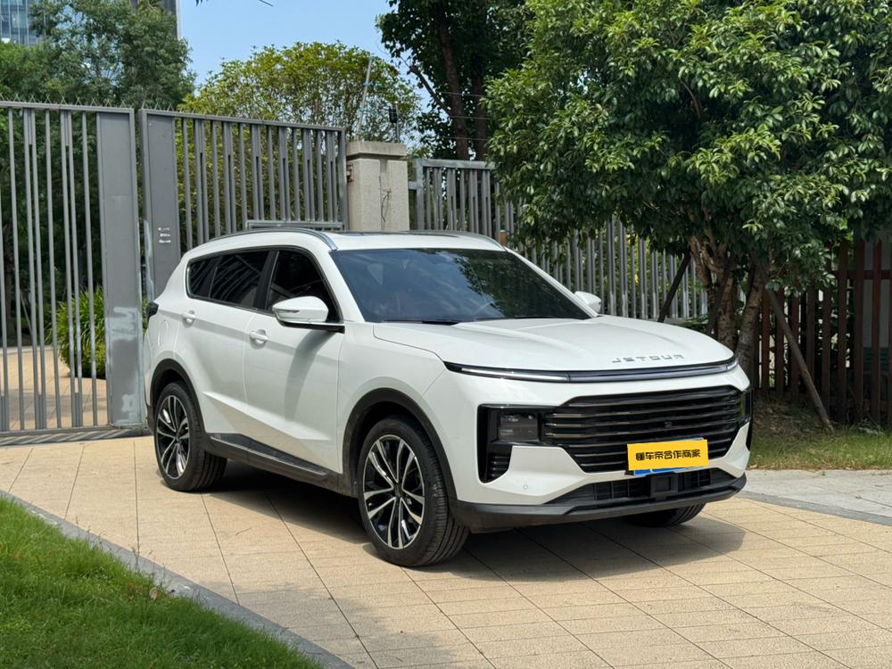 Jetour X70 PLUS 2024 image de voiture #3