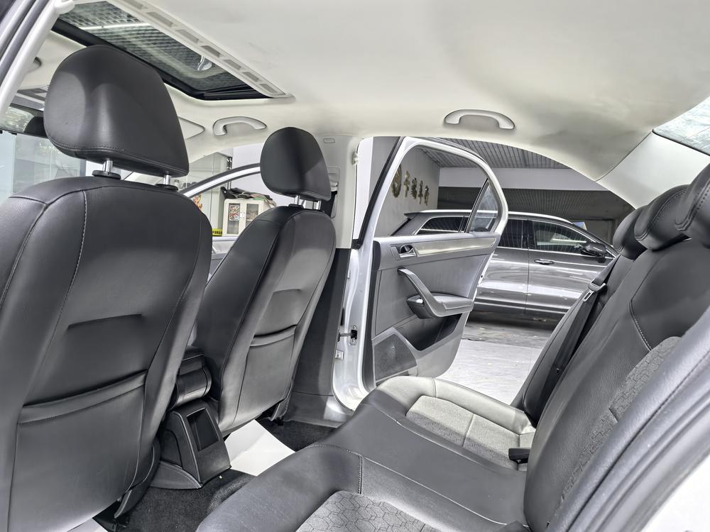 Volkswagen Santana 2014 car image #11