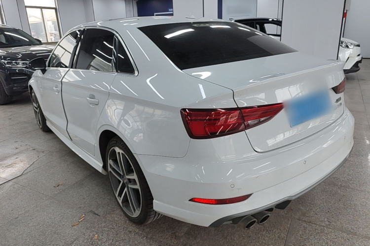 Audi A3 2018 car image #5