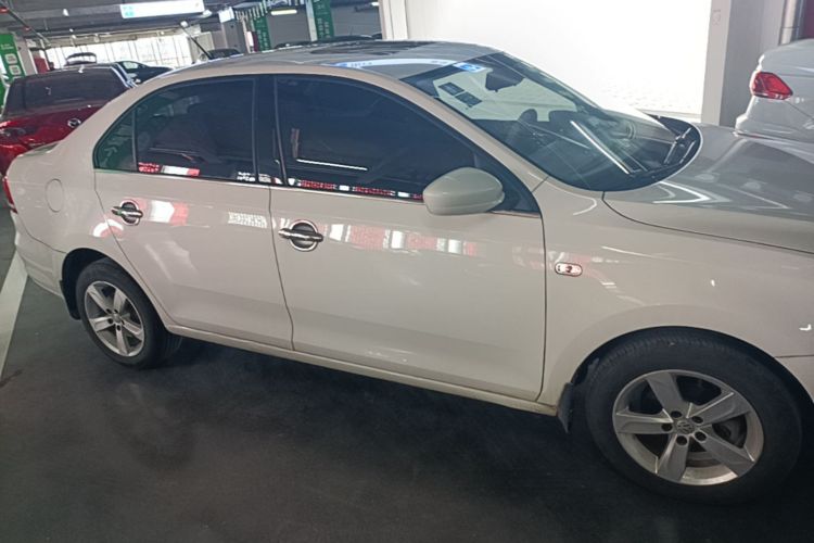 Volkswagen Santana 2016 car image #7