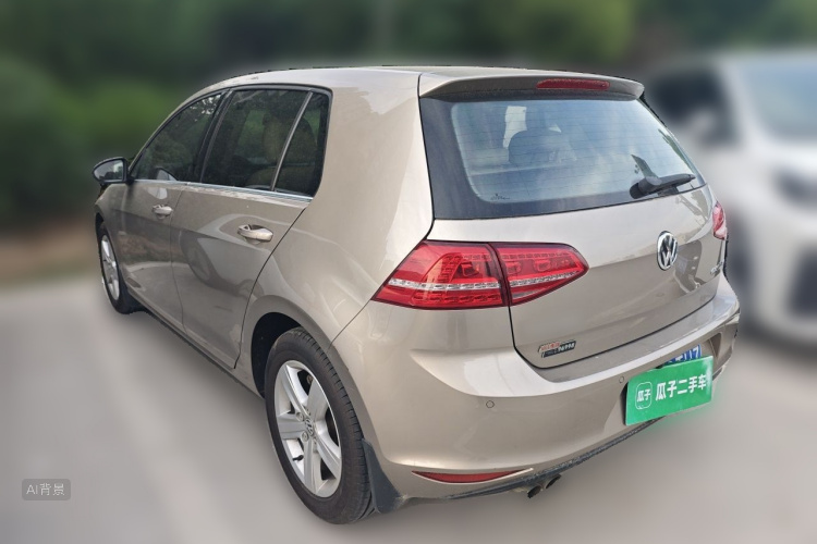 Volkswagen Golf 2015 car image #5