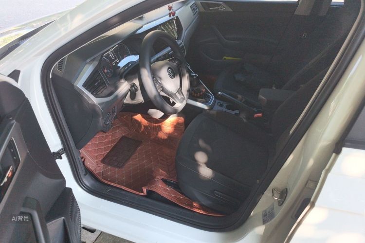 Volkswagen Polo 2022 car image #18
