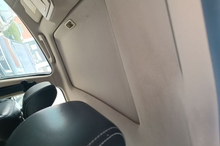 GEELY Emgrand 2017 #18 GEELY Emgrand 2017 car image #18