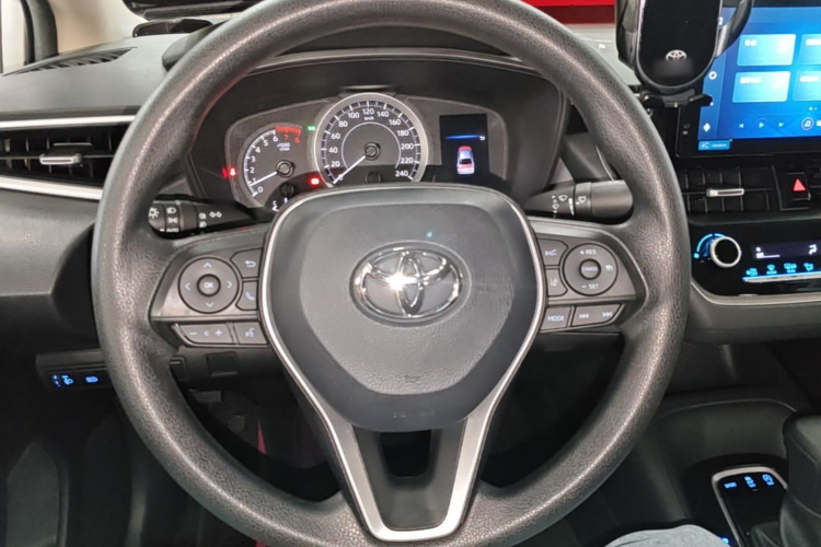 Toyota Corolla 2021 car image #11
