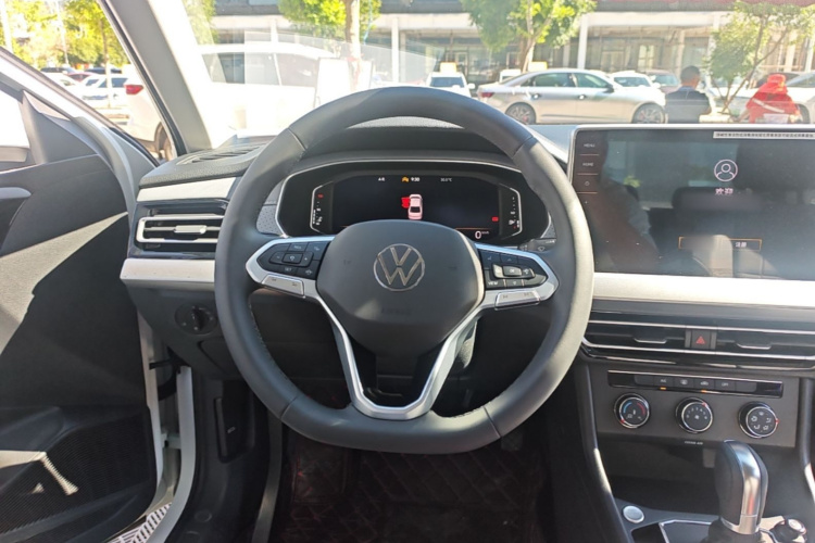 Volkswagen Lavida 2024 car image #11