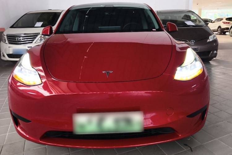 Tesla Model Y 2022 #3 Tesla Model Y 2022 car image #3