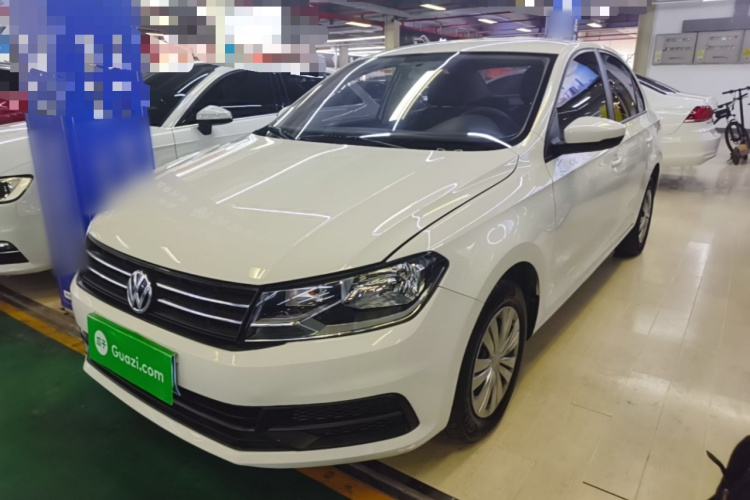 Volkswagen Santana 2023 car image #2