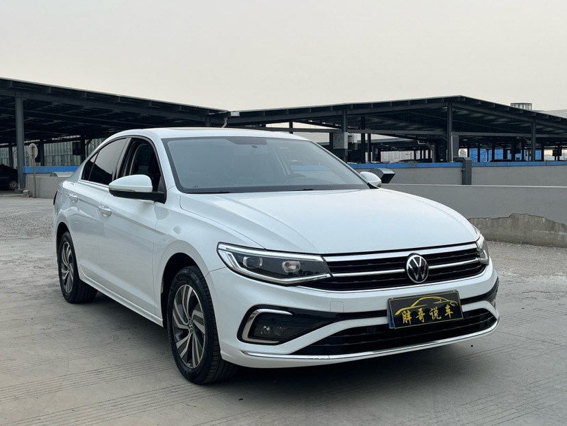 Volkswagen Bora 2023 car image #2