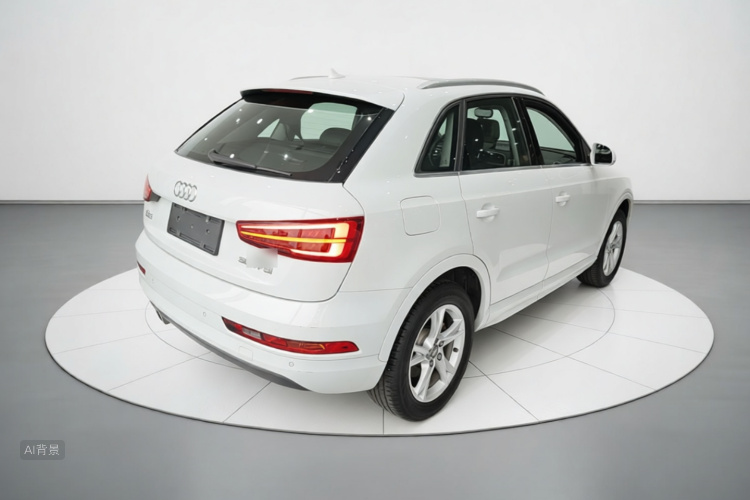 Audi Q3 2017 car image #7