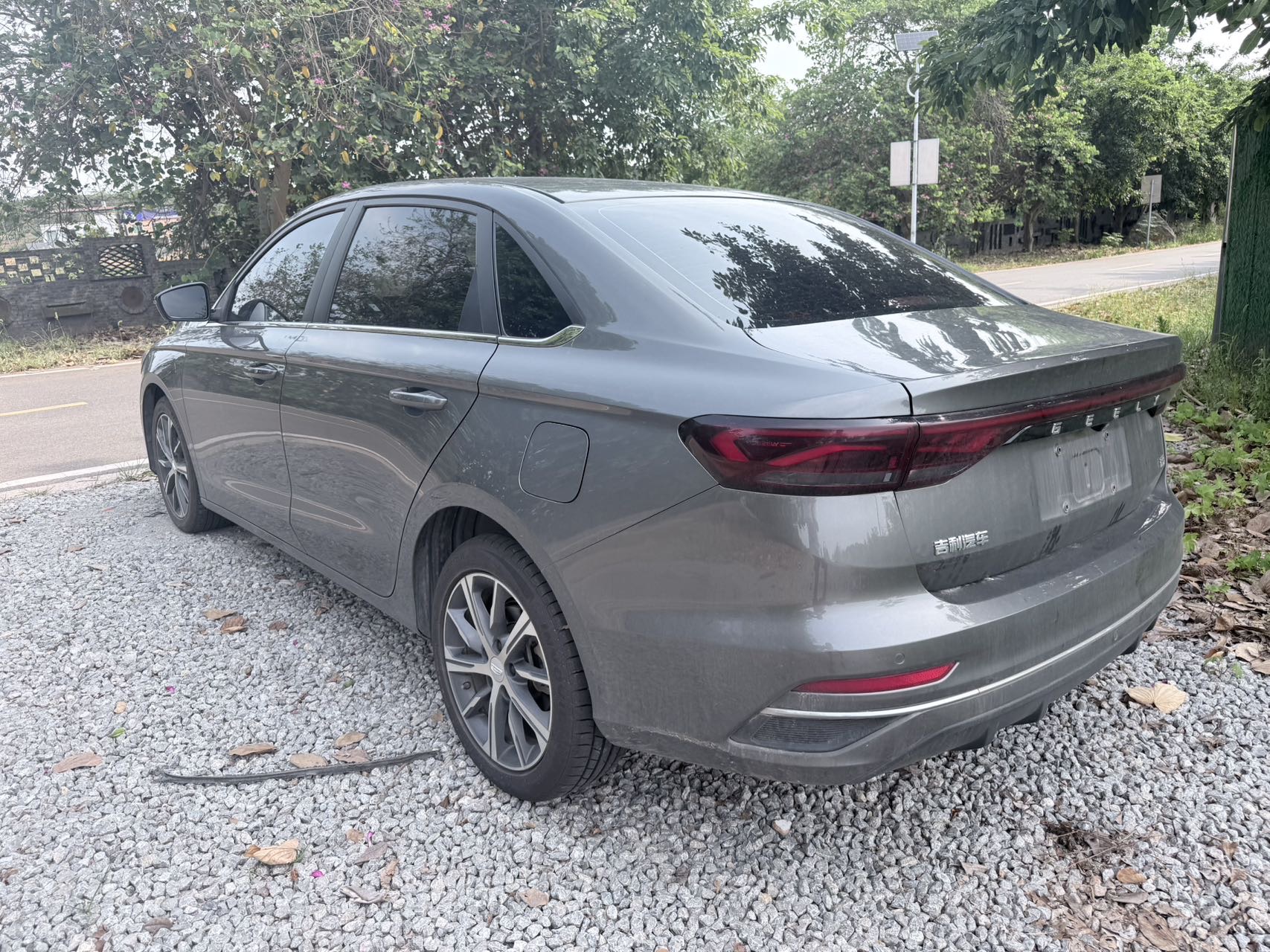 GEELY Emgrand 2023 #5 GEELY Emgrand 2023 imagen de coche #5