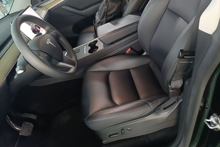 Tesla Model Y 2022 #15 Tesla Model Y 2022 car image #15