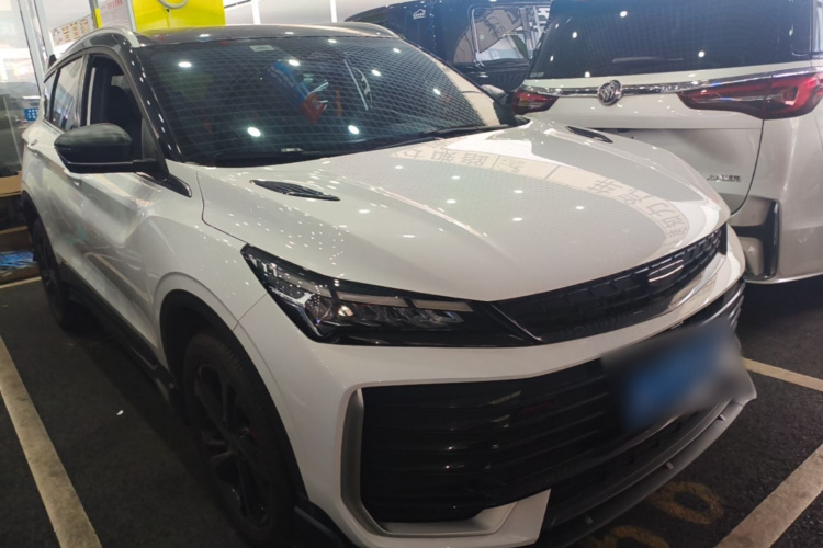 GEELY Coolray 2026 car image #4