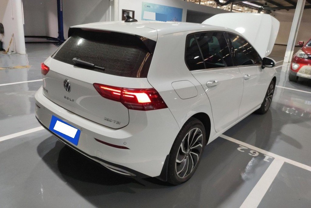 2023 car image #2