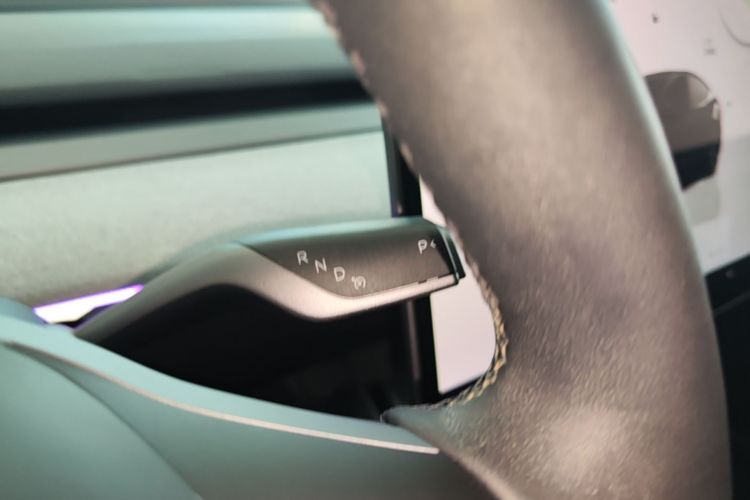 Tesla Model Y 2024 #16 Tesla Model Y 2024 immagine di auto #16