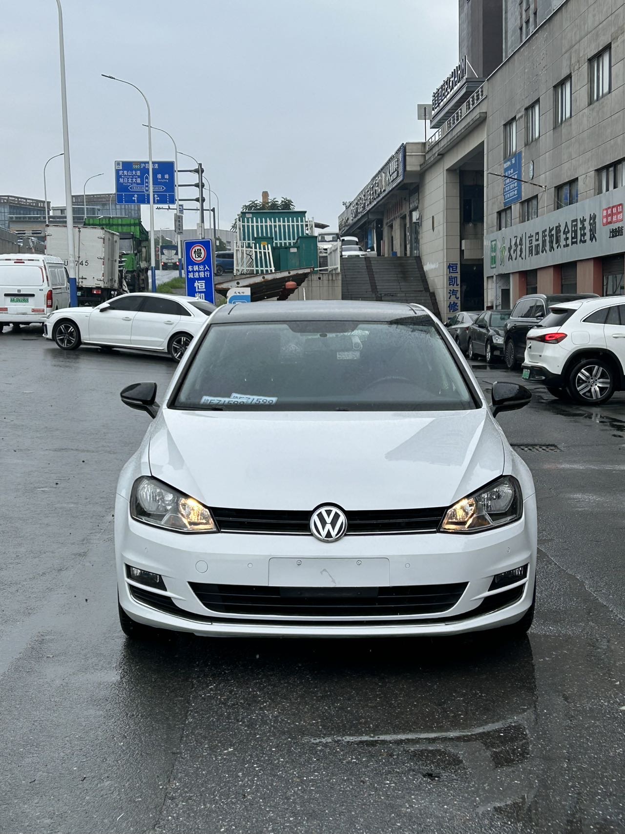 Volkswagen Golf 2017 #2 Volkswagen Golf 2017 car image #2
