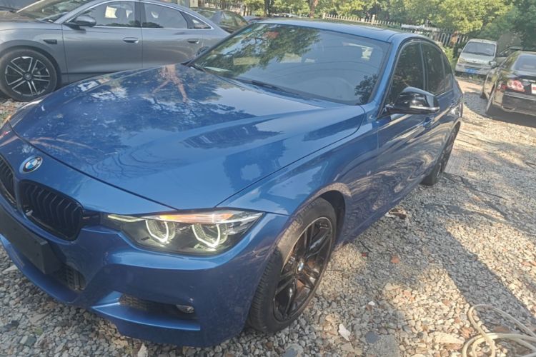BMW 3 Series 2019 car image #2