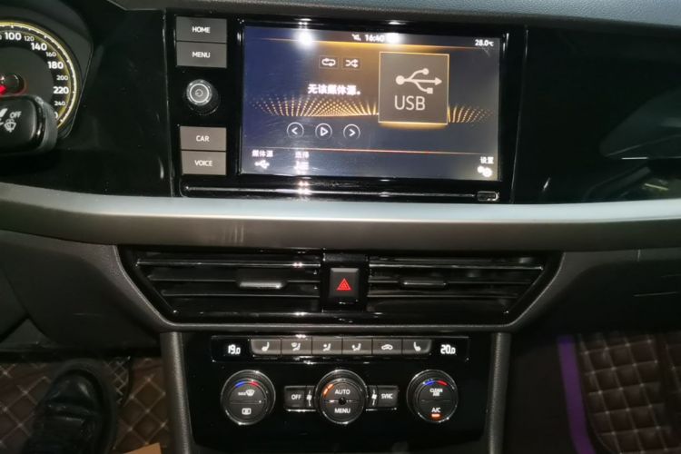 Volkswagen Lavida 2018 car image #13
