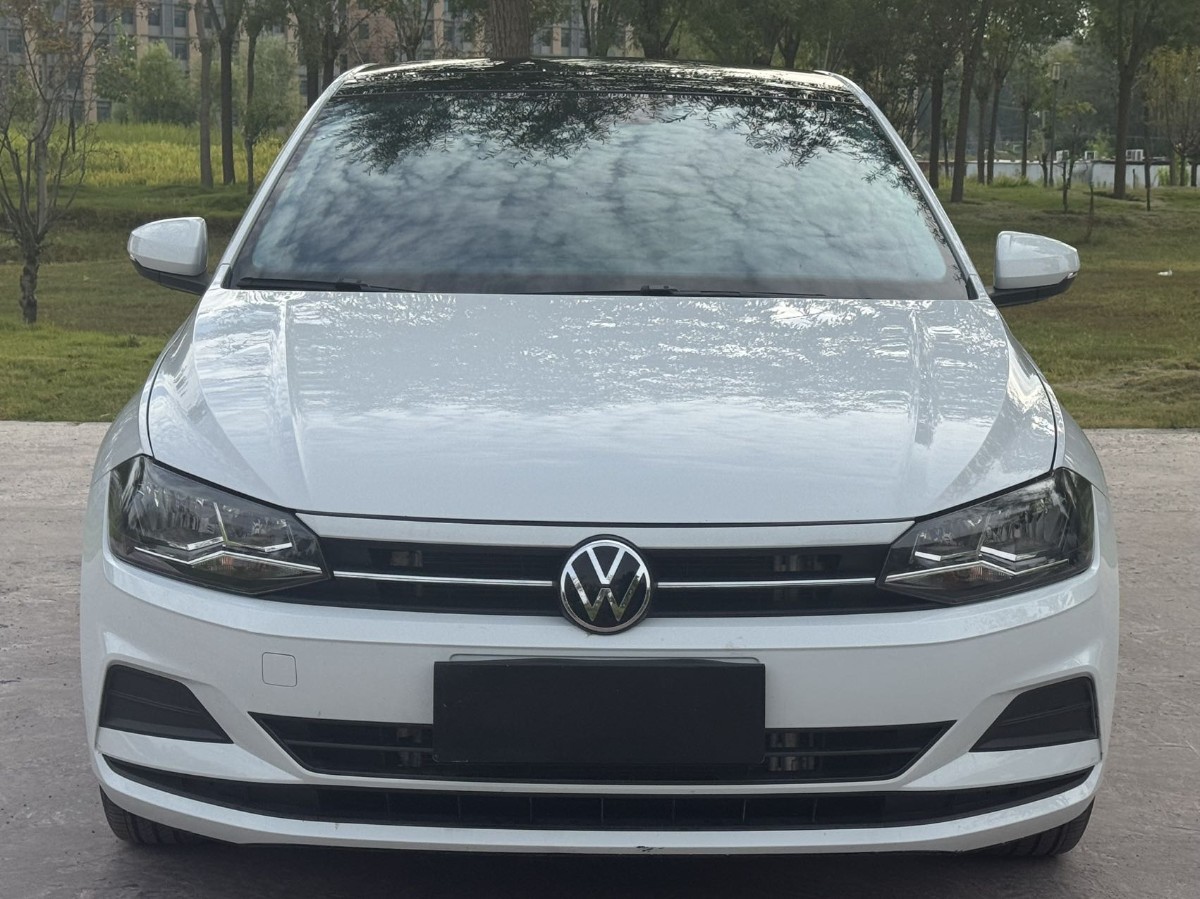 Volkswagen Polo 2024 car image #2