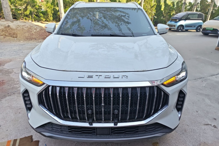 Jetour X70 PLUS 2025 car image #3