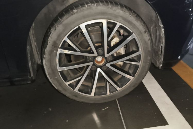 Volkswagen Lavida 2020 car image #6