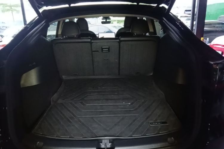 Tesla Model Y 2021 #19 Tesla Model Y 2021 car image #19