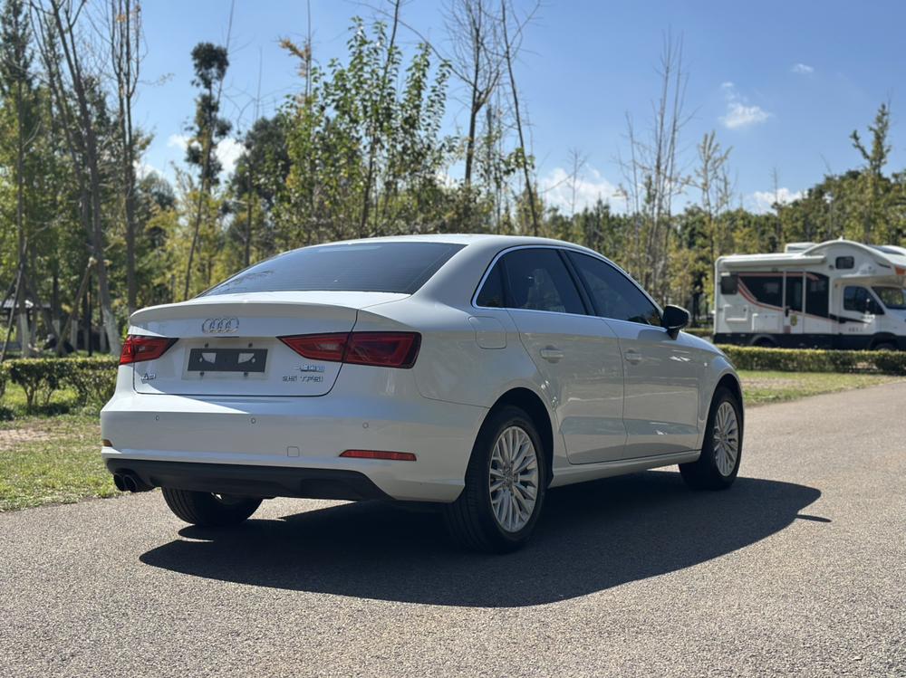 Audi A3 2016 car image #7