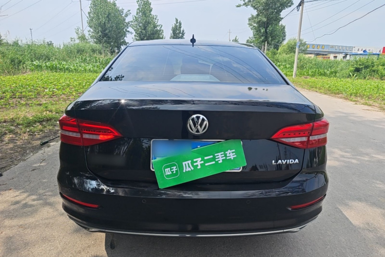 Volkswagen Lavida 2020 car image #6