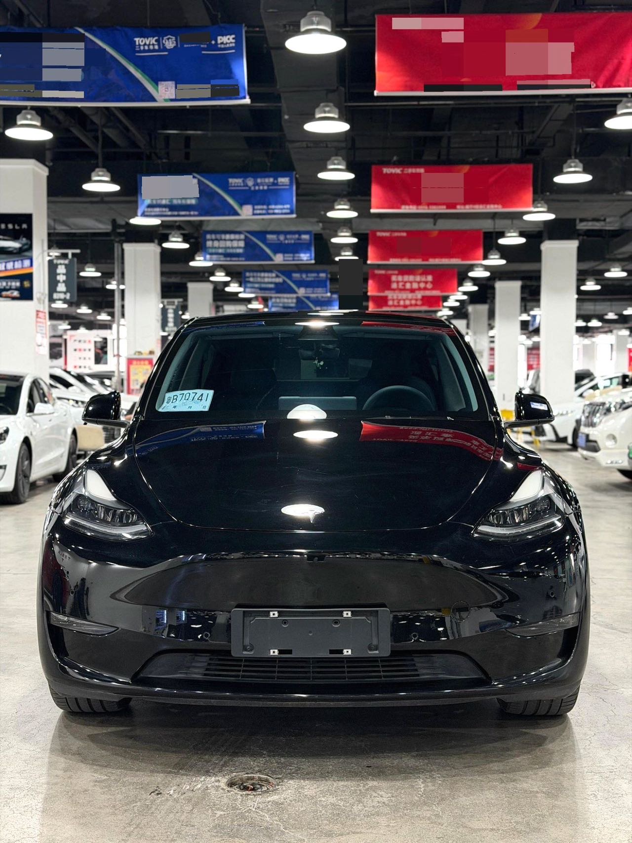 Tesla Model Y 2021 car image #6