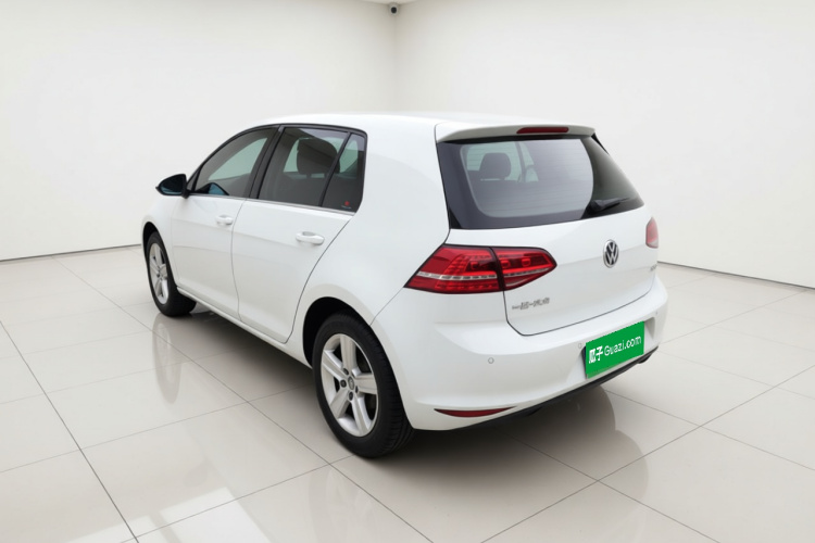Volkswagen Golf 2016 car image #5
