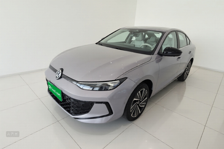 2025 car image #2