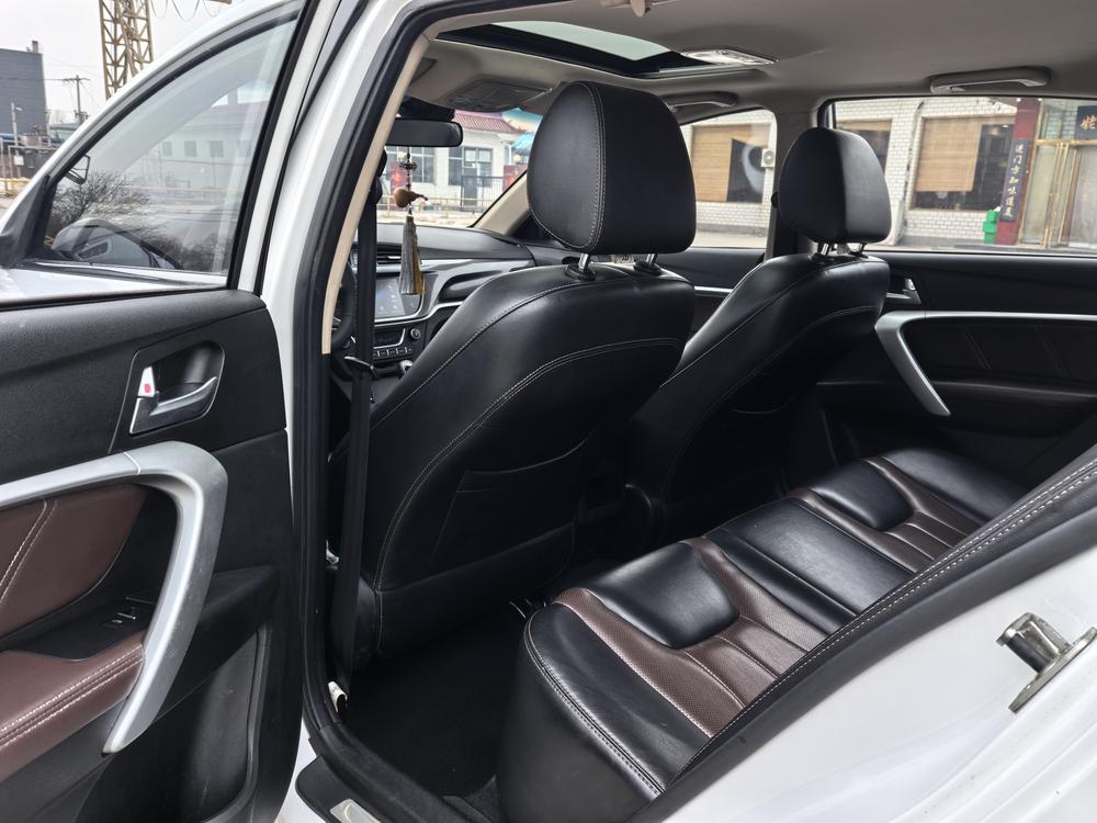 GEELY Emgrand 2017 #15 GEELY Emgrand 2017 car image #15
