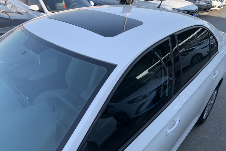 Skoda Rapid 2015 #23 Skoda Rapid 2015 image de voiture #23